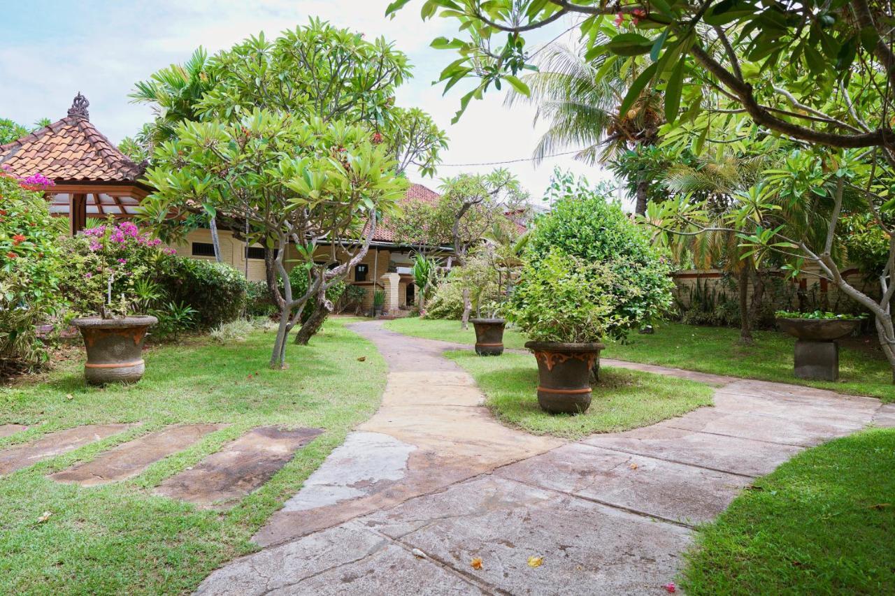 Sari Bali Cottage Кута Экстерьер фото