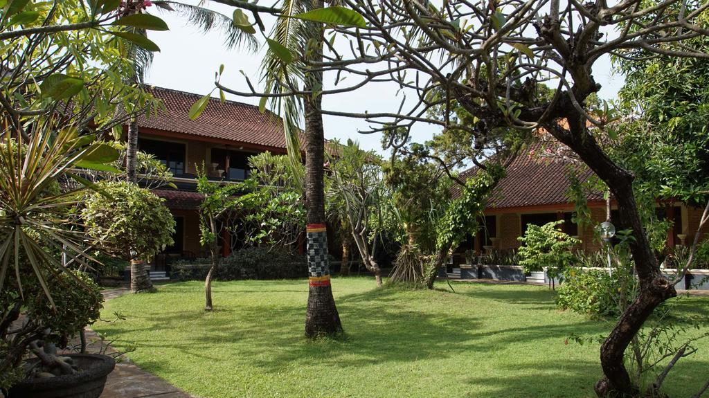 Sari Bali Cottage Кута Экстерьер фото